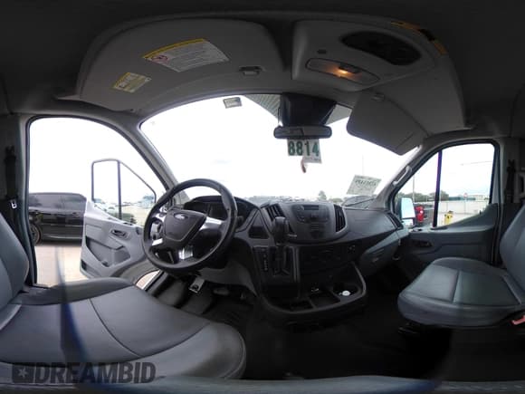 ✅ 2015 Ford Transit XLT • VIN: 1FBAX2CG0FKA48880 • Лот: 43353439. Опубликован ранее на IAAI с пробегом 68 847 миль. Бесплатный доступ к архиву аукционных продаж из США и подробный отчёт об истории автомобиля на DreamBid. Изображение 18.