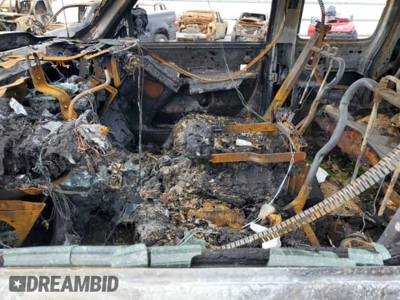 ✅ 2007 Chevrolet Silverado 2500HD Work Truck • VIN: 1GCHK29UX7E165579 • Lot: 60089635. Wystawiony na Copart z przebiegiem Nie podano. Bezpłatny archiwum sprzedaży aukcyjnych z USA i szczegółowy raport historii pojazdu na DreamBid. Zdjęcie 7.