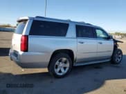 ✅ 2015 Chevrolet Suburban LTZ • VIN: 1GNSKKKC5FR163003 • Lot: 85335425. Wystawiony na Copart z przebiegiem 172 090 mil. Bezpłatny archiwum sprzedaży aukcyjnych z USA i szczegółowy raport historii pojazdu na DreamBid. Zdjęcie 3.