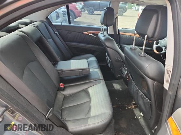 ✅ 2008 Mercedes-Benz E 550 • VIN: WDBUF90X28B280438 • Lot: 66158345. Listed on Copart with Not provided. Free auction sales archive from the USA and detailed vehicle history report at DreamBid. Image 10.