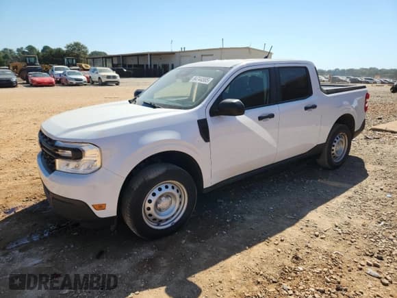 ✅ 2022 Ford Maverick XL • VIN: 3FTTW8E3XNRA63997 • Lot: 84744585. Wystawiony na Copart z przebiegiem 29 259 mil. Bezpłatny archiwum sprzedaży aukcyjnych z USA i szczegółowy raport historii pojazdu na DreamBid. Zdjęcie 1.