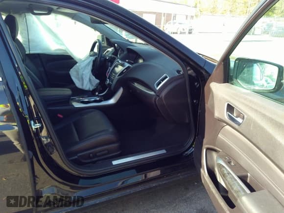 ✅ 2018 Acura TLX • VIN: 19UUB1F36JA008667 • Lot: 41934994. Listed on IAAI with 130,439 mi. Free auction sales archive from the USA and detailed vehicle history report at DreamBid. Image 5.