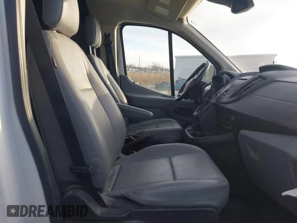 ✅ 2017 Ford Transit • VIN: 1FTYR1YM0HKB27935 • Лот: 41513908. Опубликован ранее на IAAI с пробегом 80 422 миль. Бесплатный доступ к архиву аукционных продаж из США и подробный отчёт об истории автомобиля на DreamBid. Изображение 5.