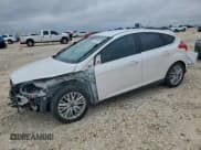 ✅ 2016 Ford Focus Titanium • VIN: 1FADP3N25GL326030 • Lot: 93662905. Wystawiony na Copart z przebiegiem 44 123 mil. Bezpłatny archiwum sprzedaży aukcyjnych z USA i szczegółowy raport historii pojazdu na DreamBid. Zdjęcie 1.