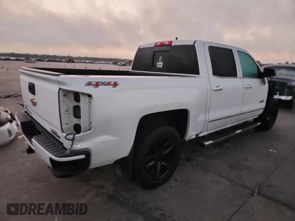 2017 Chevrolet Silverado 1500 High Country with VIN 3GCUKTEJ7HG445549, listed as a Copart auction lot 89634655 with 152,534 mi miles and Salvage title. Bid and sale history available at DreamBid. Image 3.