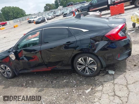 ✅ 2016 Honda Civic EX-L • VIN: 19XFC1F78GE039920 • Lot: 43063632. Wystawiony na IAAI z przebiegiem 95 165 mil. Bezpłatny archiwum sprzedaży aukcyjnych z USA i szczegółowy raport historii pojazdu na DreamBid. Zdjęcie 14.