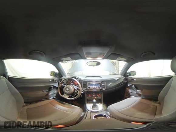 ✅ 2014 Volkswagen Beetle Entry • VIN: 3VWFP7AT5EM604684 • Lot: 91431135. Wystawiony na Copart z przebiegiem 137 891 mil. Bezpłatny archiwum sprzedaży aukcyjnych z USA i szczegółowy raport historii pojazdu na DreamBid. Zdjęcie 14.