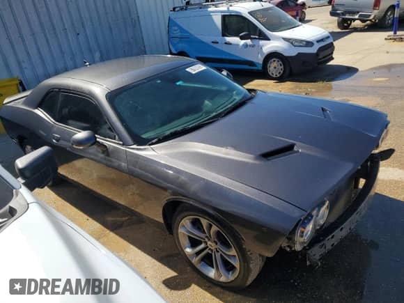 2016 Dodge Challenger SXT Plus z VIN 2C3CDZAG3GH201998, wystawiony jako Copart lot #87096895 z przebiegiem 128 701 mil mil oraz Czysty tytuł • Clean title. Historia ofert i sprzedaży dostępna na DreamBid. Obrazek 4.