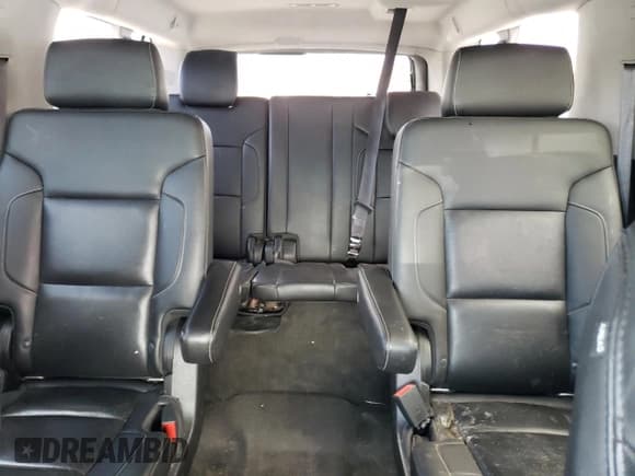 ✅ 2015 Chevrolet Suburban LTZ • VIN: 1GNSKKKC1FR123209 • Lot: 71128734. Wystawiony na Copart z przebiegiem 122 146 mil. Bezpłatny archiwum sprzedaży aukcyjnych z USA i szczegółowy raport historii pojazdu na DreamBid. Zdjęcie 10.