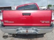 ✅ 2010 Toyota Tacoma PreRunner • VIN: 3TMJU4GN1AM107381 • Lot: 42439023. Listed on IAAI with Not provided. Free auction sales archive from the USA and detailed vehicle history report at DreamBid. Image 17.