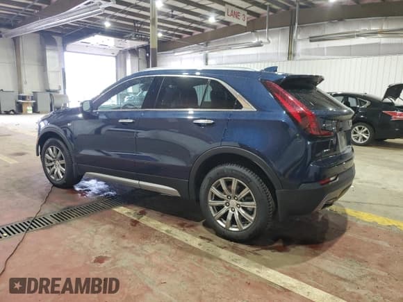 ✅ 2021 Cadillac XT4 AWD Premium Luxury • VIN: 1GYFZDR41MF031543 • Lot: 61085805. Wystawiony na Copart z przebiegiem 21 318 mil. Bezpłatny archiwum sprzedaży aukcyjnych z USA i szczegółowy raport historii pojazdu na DreamBid. Zdjęcie 2.