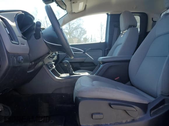 ✅ 2018 Chevrolet Colorado 2WD Work Truck • VIN: 1GCHSBEN2J1250400 • Лот: 44806685. Опубликован ранее на Copart с пробегом 103 133 миль. Бесплатный доступ к архиву аукционных продаж из США и подробный отчёт об истории автомобиля на DreamBid. Изображение 7.