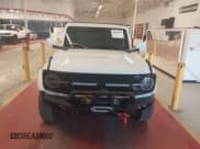 ✅ 2024 Ford Bronco Outer Banks • VIN: 1FMDE8BH4RLB07869 • Lot: 43905481. Listed on IAAI with 4,185 mi. Free auction sales archive from the USA and detailed vehicle history report at DreamBid. Image 12.