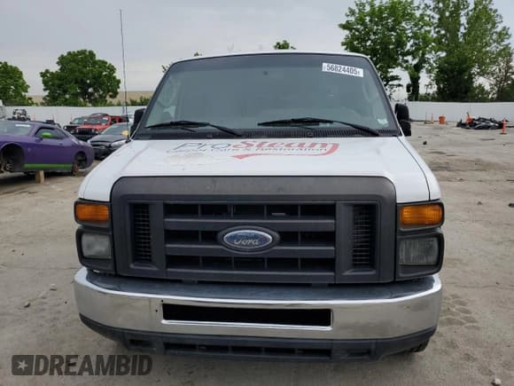 ✅ 2011 Ford Econoline Cargo Commercial • VIN: 1FTNE2EWXBDA09204 • Lot: 56824405. Listed on Copart with 241,017 mi. Free auction sales archive from the USA and detailed vehicle history report at DreamBid. Image 5.