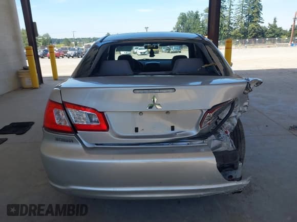 ✅ 2011 Mitsubishi Galant FE • VIN: 4A32B2FF1BE005219 • Lot: 42877061. Listed on IAAI with 135,528 mi. Free auction sales archive from the USA and detailed vehicle history report at DreamBid. Image 16.