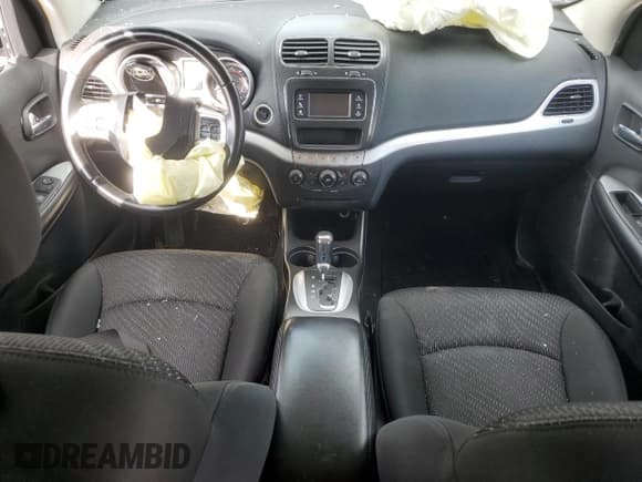 ✅ 2012 Dodge Journey SE • VIN: 3C4PDCAB2CT184319 • Lot: 57189165. Wystawiony na Copart z przebiegiem 107 835 mil. Bezpłatny archiwum sprzedaży aukcyjnych z USA i szczegółowy raport historii pojazdu na DreamBid. Zdjęcie 8.