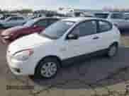 2011 Hyundai Accent GS z VIN KMHCM3AC6BU195704, wystawiony jako Copart lot #78000554 z przebiegiem 155 856 mil mil oraz Czysty tytuł • Clean title. Historia ofert i sprzedaży dostępna na DreamBid. Obrazek 1.