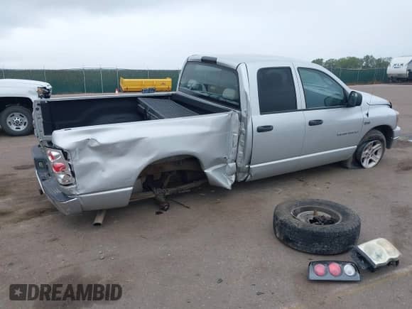 2006 Dodge 1500 Laramie with VIN 1D7HA18266S543223, listed as a IAAI auction lot 43267403 with 193,026 mi miles and . Bid and sale history available at DreamBid. Image 4.