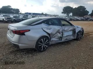 ✅ 2019 Nissan Altima SR • VIN: 1N4BL4CV0KC182708 • Lot: 68739115. Wystawiony na Copart z przebiegiem 116 345 mil. Bezpłatny archiwum sprzedaży aukcyjnych z USA i szczegółowy raport historii pojazdu na DreamBid. Zdjęcie 3.