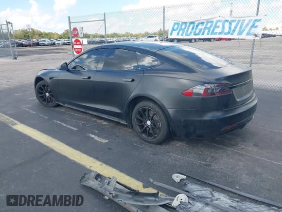 ✅ 2022 Tesla Model S Plaid • VIN: 5YJSA1E63NF459928 • Лот: 43776419. Опубликован ранее на IAAI с пробегом 32 483 миль. Бесплатный доступ к архиву аукционных продаж из США и подробный отчёт об истории автомобиля на DreamBid. Изображение 3.