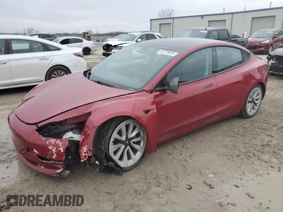 ✅ 2021 Tesla Model 3 Long Range • VIN: 5YJ3E1EB7MF079737 • Lot: 87275824. Wystawiony na Copart z przebiegiem 31 380 mil. Bezpłatny archiwum sprzedaży aukcyjnych z USA i szczegółowy raport historii pojazdu na DreamBid. Zdjęcie 1.