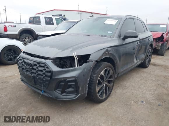 ✅ 2022 Audi SQ5 Premium Plus • VIN: WA1B4AFY0N2087517 • Lot: 41193190. Wystawiony na IAAI z przebiegiem 35 400 mil. Bezpłatny archiwum sprzedaży aukcyjnych z USA i szczegółowy raport historii pojazdu na DreamBid. Zdjęcie 18.