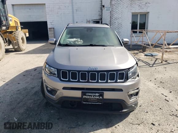 ✅ 2020 Jeep Compass Latitude • VIN: 3C4NJCBB1LT224419 • Lot: 53473975. Listed on Copart with 81,002 mi. Free auction sales archive from the USA and detailed vehicle history report at DreamBid. Image 5.