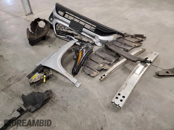 ✅ 2021 Toyota Highlander Hybrid XLE • VIN: 5TDGBRCH1MS535775 • Лот: 92788625. Опубликован ранее на Copart с пробегом 113 180 миль. Бесплатный доступ к архиву аукционных продаж из США и подробный отчёт об истории автомобиля на DreamBid. Изображение 13.