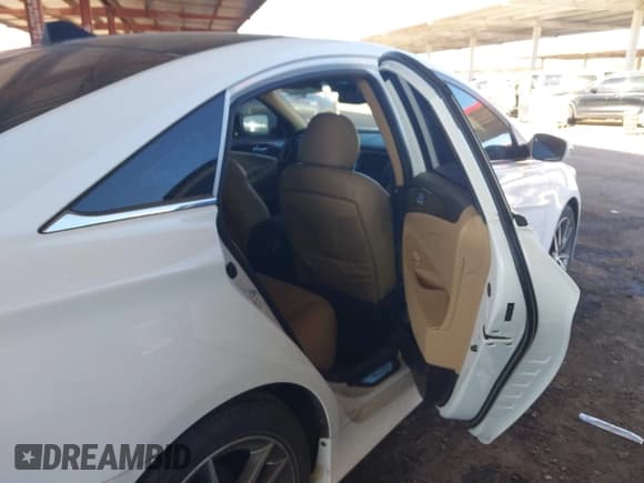 ✅ 2014 Hyundai Sonata SE • VIN: 5NPEC4AC3EH942549 • Lot: 43627208. Listed on IAAI with 98,093 mi. Free auction sales archive from the USA and detailed vehicle history report at DreamBid. Image 8.