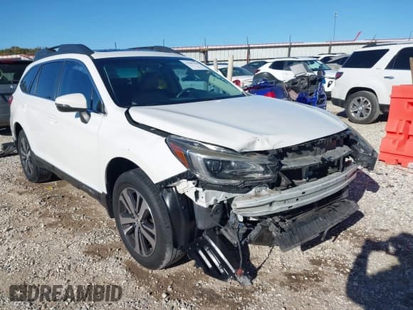 ✅ 2018 Subaru Outback Limited • VIN: 4S4BSAKC9J3380726 • Lot: 43507818. Listed on IAAI with 74,026 mi. Free auction sales archive from the USA and detailed vehicle history report at DreamBid. Image 1.
