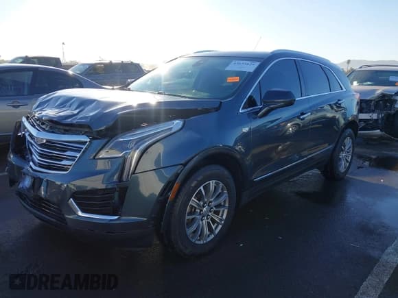 ✅ 2019 Cadillac XT5 Luxury FWD • VIN: 1GYKNCRS8KZ271705 • Lot: 43635829. Wystawiony na IAAI z przebiegiem 51 860 mil. Bezpłatny archiwum sprzedaży aukcyjnych z USA i szczegółowy raport historii pojazdu na DreamBid. Zdjęcie 17.
