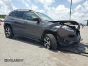 ✅ 2018 Jeep Cherokee Trailhawk • VIN: 1C4PJMBB5JD582494 • Лот: 66022745. Опубликован ранее на Copart с пробегом 98 549 миль. Бесплатный доступ к архиву аукционных продаж из США и подробный отчёт об истории автомобиля на DreamBid. Изображение 4.