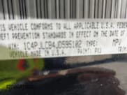 ✅ 2018 Jeep Cherokee Latitude • VIN: 1C4PJLCB4JD595102 • Lot: 43359901. Wystawiony na IAAI z przebiegiem Nie podano. Bezpłatny archiwum sprzedaży aukcyjnych z USA i szczegółowy raport historii pojazdu na DreamBid. Zdjęcie 9.