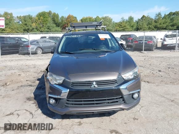 ✅ 2017 Mitsubishi Outlander SE • VIN: JA4AR3AW8HZ046272 • Lot: 43421805. Listed on IAAI with 173,043 mi. Free auction sales archive from the USA and detailed vehicle history report at DreamBid. Image 12.