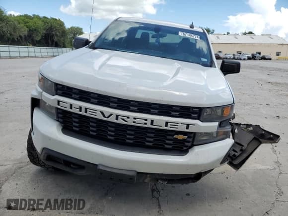 ✅ 2021 Chevrolet Silverado 1500 Custom • VIN: 3GCPYBEK1MG337159 • Lot: 67144774. Wystawiony na Copart z przebiegiem 41 863 mil. Bezpłatny archiwum sprzedaży aukcyjnych z USA i szczegółowy raport historii pojazdu na DreamBid. Zdjęcie 5.