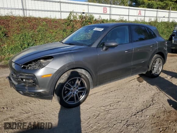 ✅ 2019 Porsche Cayenne • VIN: WP1AA2AY6KDA17655 • Lot: 84252985. Listed on Copart with 69,721 mi. Free auction sales archive from the USA and detailed vehicle history report at DreamBid. Image 1.