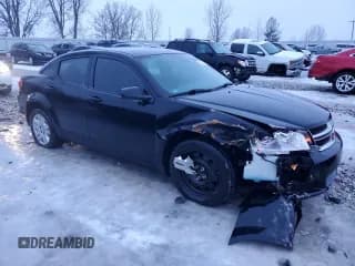 ✅ 2013 Dodge Avenger SE • VIN: 1C3CDZAB4DN571994 • Lot: 41759815. Wystawiony na Copart z przebiegiem 168 068 mil. Bezpłatny archiwum sprzedaży aukcyjnych z USA i szczegółowy raport historii pojazdu na DreamBid. Zdjęcie 4.