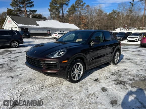 ✅ 2019 Porsche Cayenne • VIN: WP1AA2AY7KDA05952 • Lot: 42854295. Listed on Copart with 139,028 mi. Free auction sales archive from the USA and detailed vehicle history report at DreamBid. Image 2.