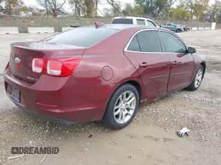 2015 Chevrolet Malibu LT z VIN 1G11C5SL5FF121878, wystawiony jako IAAI lot #43588030 z przebiegiem 142 774 mil mil oraz . Historia ofert i sprzedaży dostępna na DreamBid. Obrazek 4.