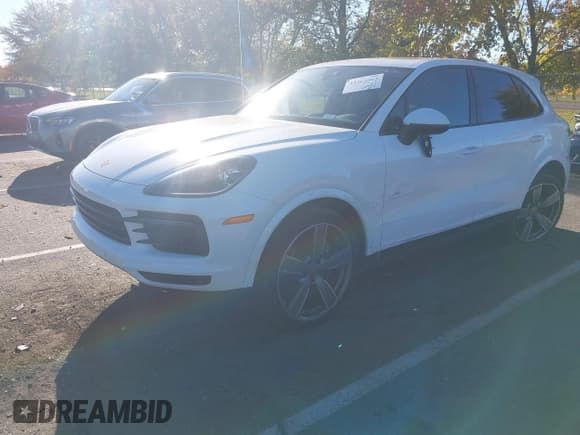 ✅ 2021 Porsche Cayenne • VIN: WP1AA2AY7MDA02911 • Лот: 43463062. Опубликован ранее на IAAI с пробегом 41 138 миль. Бесплатный доступ к архиву аукционных продаж из США и подробный отчёт об истории автомобиля на DreamBid. Изображение 17.