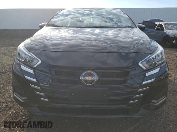 ✅ 2024 Nissan Versa S • VIN: 3N1CN8DV4RL916430 • Lot: 70710725. Wystawiony na Copart z przebiegiem 12 105 mil. Bezpłatny archiwum sprzedaży aukcyjnych z USA i szczegółowy raport historii pojazdu na DreamBid. Zdjęcie 5.