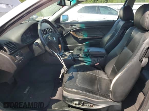 2000 BMW 3 Series 323Ci с VIN WBABM334XYJN82513, выставлен на аукционе Copart как лот 68569845 с пробегом 213 473 миль миль и Списание • Salvage title. История ставок и продаж доступна на DreamBid. Изображение 7.