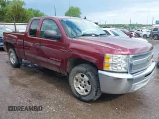 2013 Chevrolet Silverado 1500 LT with VIN 1GCRCSE01DZ183803, listed as a IAAI auction lot 42115447 with 125,932 mi miles and . Bid and sale history available at DreamBid. Image 1.