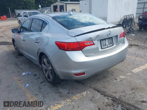 ✅ 2014 Acura ILX • VIN: 19VDE1F38EE011233 • Лот: 43110684. Опубликован ранее на IAAI с пробегом 227 330 миль. Бесплатный доступ к архиву аукционных продаж из США и подробный отчёт об истории автомобиля на DreamBid. Изображение 3.