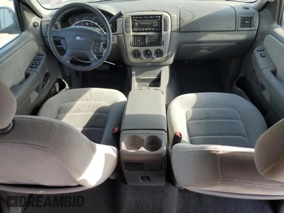 ✅ 2005 Ford Explorer XLT • VIN: 1FMZU63K55UA19375 • Лот: 69837015. Опубликован ранее на Copart с пробегом 159 528 миль. Бесплатный доступ к архиву аукционных продаж из США и подробный отчёт об истории автомобиля на DreamBid. Изображение 8.