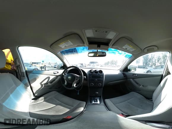 ✅ 2012 Nissan Altima S • VIN: 1N4AL2AP4CN570356 • Lot: 43687298. Wystawiony na IAAI z przebiegiem 173 415 mil. Bezpłatny archiwum sprzedaży aukcyjnych z USA i szczegółowy raport historii pojazdu na DreamBid. Zdjęcie 18.