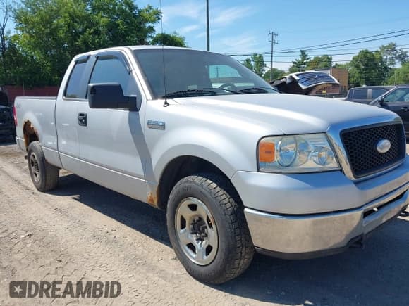 ✅ 2007 Ford F-150 XLT • VIN: 1FTPX14V97FB81886 • Lot: 42815234. Listed on IAAI with 143,784 mi. Free auction sales archive from the USA and detailed vehicle history report at DreamBid. Image 1.