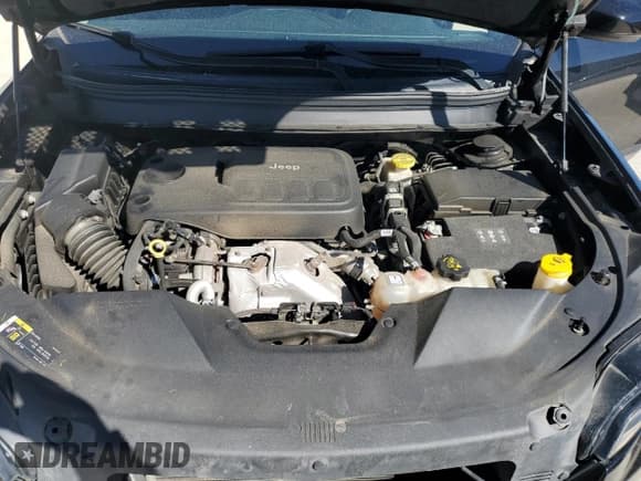 ✅ 2019 Jeep Cherokee Limited • VIN: 1C4PJLDN0KD128284 • Lot: 47640765. Listed on Copart with 136,991 mi. Free auction sales archive from the USA and detailed vehicle history report at DreamBid. Image 12.