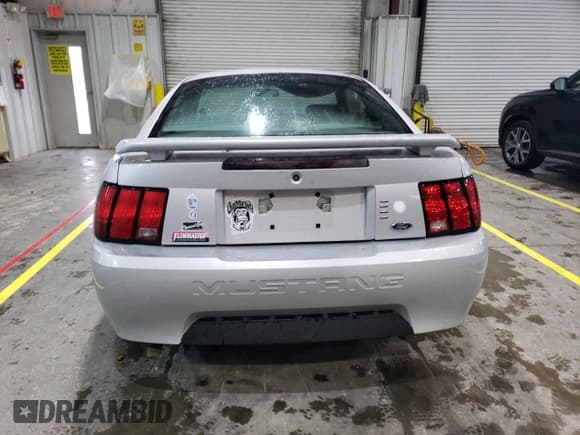 ✅ 2002 Ford Mustang Standard • VIN: 1FAFP40432F106903 • Lot: 55350025. Listed on Copart with 253,395 mi. Free auction sales archive from the USA and detailed vehicle history report at DreamBid. Image 6.