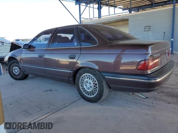 ✅ 1988 Ford Taurus LX • VIN: 1FABP5345JG210480 • Лот: 50248585. Опубликован ранее на Copart с пробегом 47 172 миль. Бесплатный доступ к архиву аукционных продаж из США и подробный отчёт об истории автомобиля на DreamBid. Изображение 2.